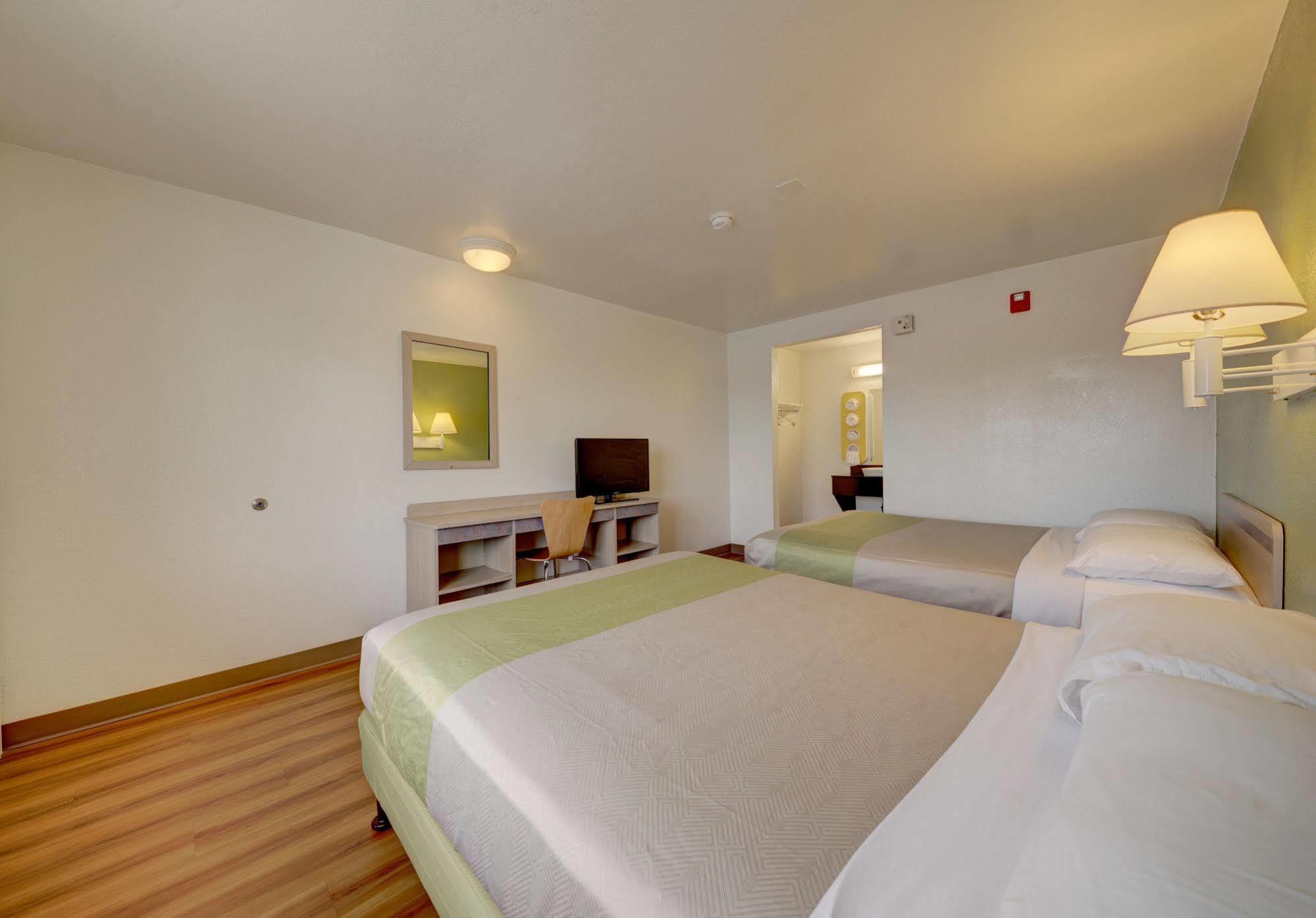 Motel 6-Cocoa Beach, Fl Екстериор снимка