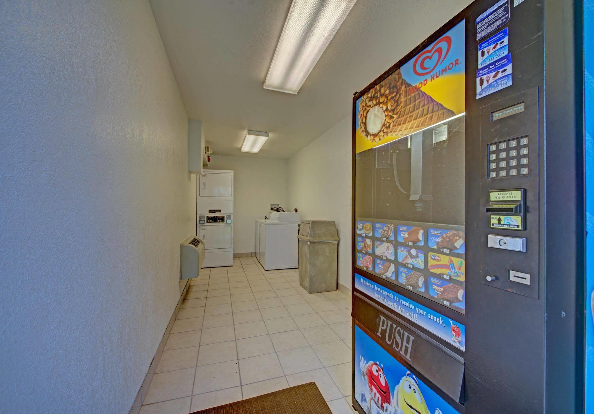 Motel 6-Cocoa Beach, Fl Екстериор снимка